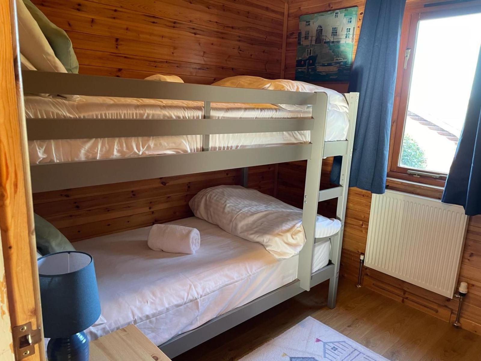 אילפרקומב Watermouth Lodges חדר תמונה