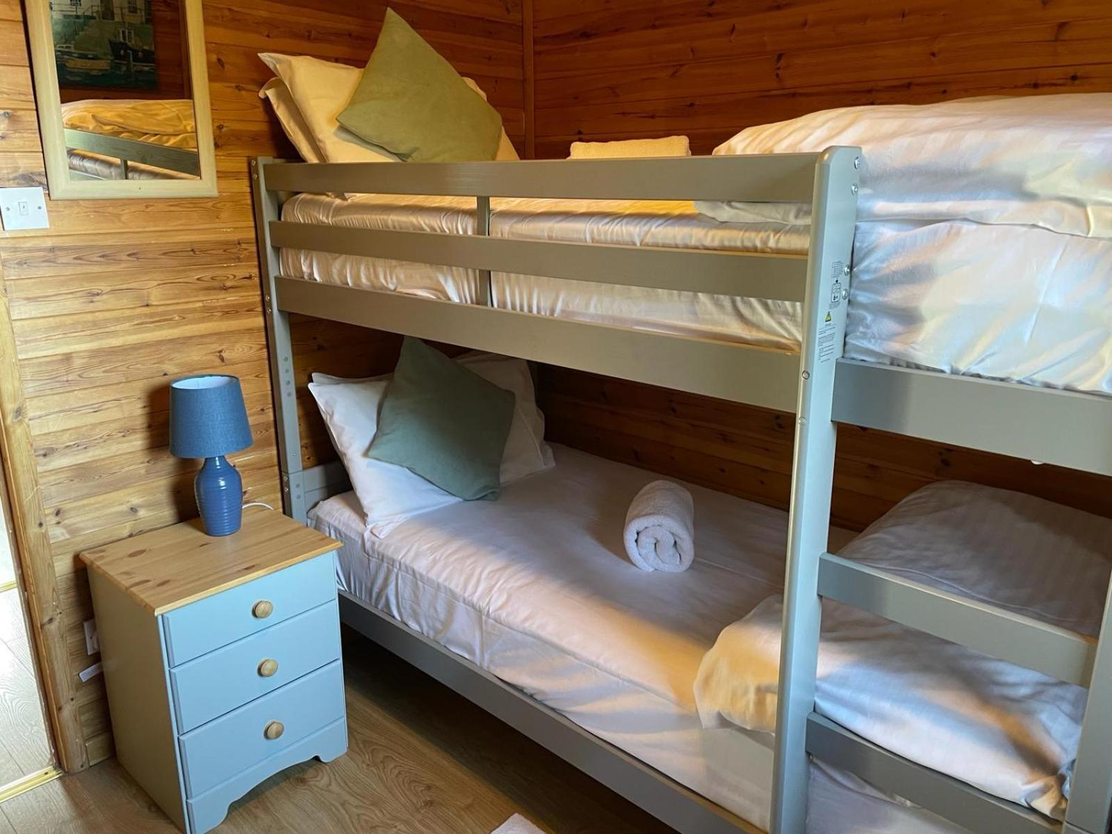 אילפרקומב Watermouth Lodges חדר תמונה