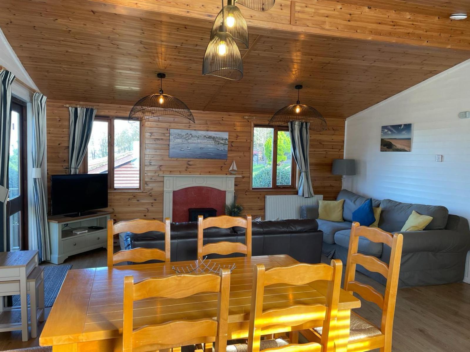 אילפרקומב Watermouth Lodges חדר תמונה